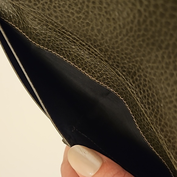 Celine Ultra Thin Pebbles Leather Wallet in Dark Green, Clean EUC - Picture 6 of 13